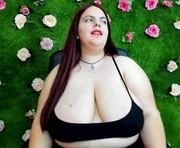 megatitts_ is a 19 year old female webcam sex model.