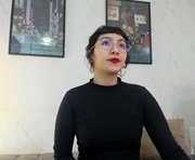 leonela_dh is a 20 year old female webcam sex model.