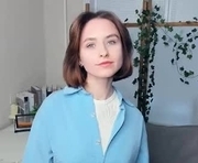 forbidden_fruity is a 18 year old female webcam sex model.