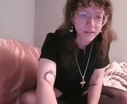 ktcruelty is a 25 year old female webcam sex model.