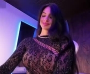 taylor_jonnees is a 25 year old female webcam sex model.