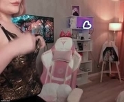 wounded_goddess is a 22 year old female webcam sex model.