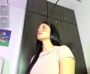 lisvandre is a 25 year old female webcam sex model.