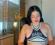 hailey_foxxx is a 19 year old female webcam sex model.