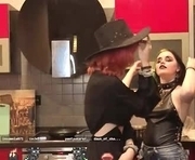 orvacurington is a 19 year old couple webcam sex model.