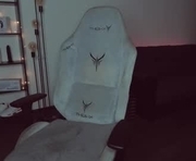 da_scin is a 19 year old male webcam sex model.