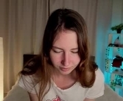 rosemaryleadley is a 18 year old female webcam sex model.