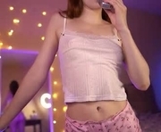 shawty_girl_ is a 19 year old female webcam sex model.