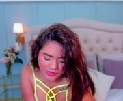 scarlett_rouss_ is a 22 year old female webcam sex model.