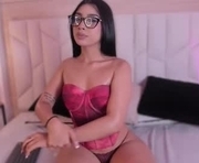 mile_perez is a 20 year old female webcam sex model.