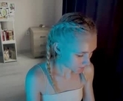 lumpyamsonia is a  year old female webcam sex model.