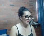 hammer9247 is a 39 year old female webcam sex model.