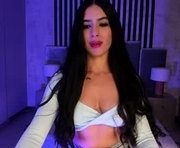 liapearce is a 25 year old female webcam sex model.