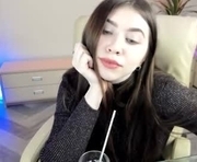 blodiri is a 23 year old female webcam sex model.