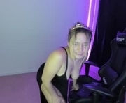 ash_smith1 is a  year old female webcam sex model.