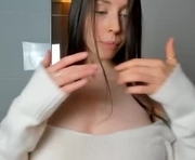 miss_opss is a 20 year old female webcam sex model.