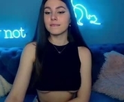 viollinalv is a 22 year old female webcam sex model.