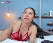 1nairobi is a 19 year old female webcam sex model.