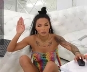 kimibrowny is a  year old female webcam sex model.