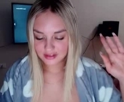 valery_cool is a 28 year old female webcam sex model.