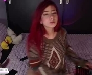 your_rosalie is a 19 year old female webcam sex model.