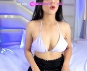 danaalamiri is a 34 year old female webcam sex model.