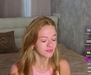 philippagales is a 18 year old female webcam sex model.