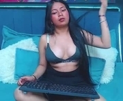 lilycute__ is a 18 year old female webcam sex model.