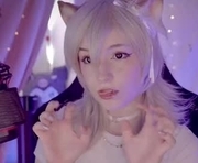 vronnier is a 20 year old female webcam sex model.