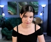 anoradark is a 18 year old female webcam sex model.