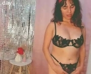 samkittenish is a  year old female webcam sex model.