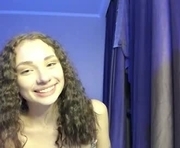 alice_love_888 is a 19 year old female webcam sex model.