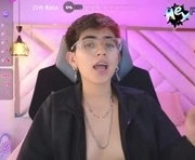 valeryevansvg is a 23 year old female webcam sex model.