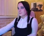 m_e_l_i_s_s_a_ is a 22 year old female webcam sex model.