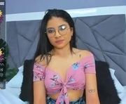 carolscott_ is a 23 year old female webcam sex model.