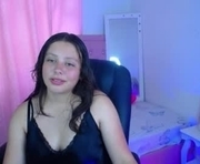 selenepink is a 18 year old female webcam sex model.