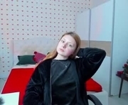 effyangel is a 18 year old female webcam sex model.