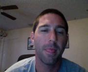 traviskenn is a 30 year old male webcam sex model.