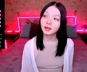 evekitten is a 18 year old female webcam sex model.