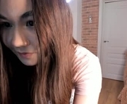 whitneyhayworth is a 18 year old female webcam sex model.