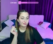 elizabethirwin is a 18 year old female webcam sex model.