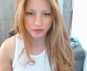 shannon_stonnee33 is a 33 year old female webcam sex model.