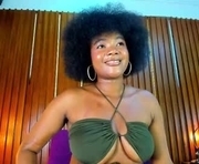 nickyybankss is a 20 year old female webcam sex model.