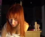 cherrrylips666000 is a 19 year old female webcam sex model.