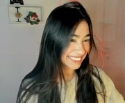 anyeluz_z is a  year old female webcam sex model.