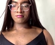 bigcrisblack is a 18 year old shemale webcam sex model.