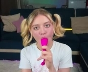 wendylovelylovew is a 21 year old female webcam sex model.