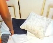 huddah_cam is a 29 year old female webcam sex model.