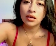 lisahadwiin is a 28 year old female webcam sex model.