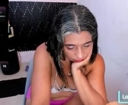 tammylynn45 is a  year old female webcam sex model.